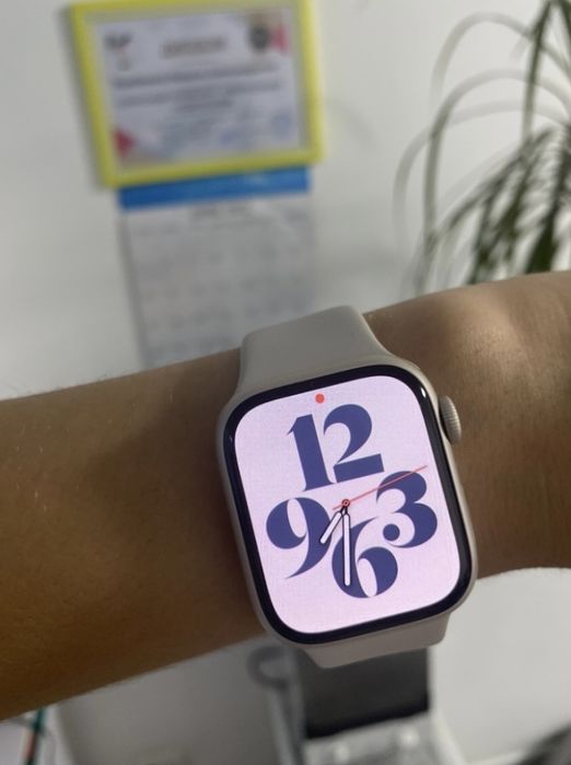 Apple Watch Series 7 41 мм starlight