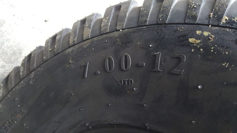 LICHIDARE STOC 7.00-12 cauciucuri implement,presa sau remorca CTS8