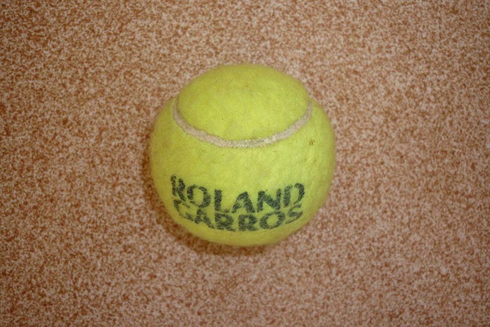 Топче за тенис на корт "Roland Garros"