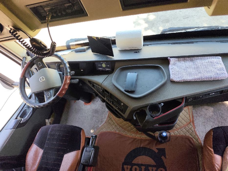 VOLVO FH500 EURO 6 + KRONE прицеп Сотилади