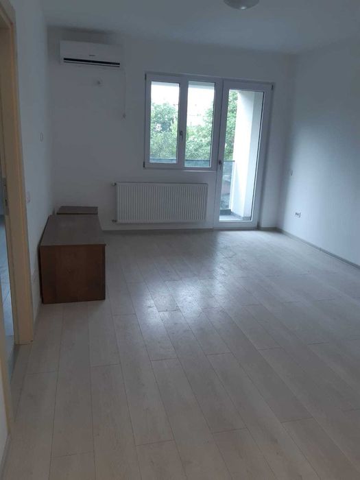 Proprietar, vand 2 apart la Q Residence, zona Palas