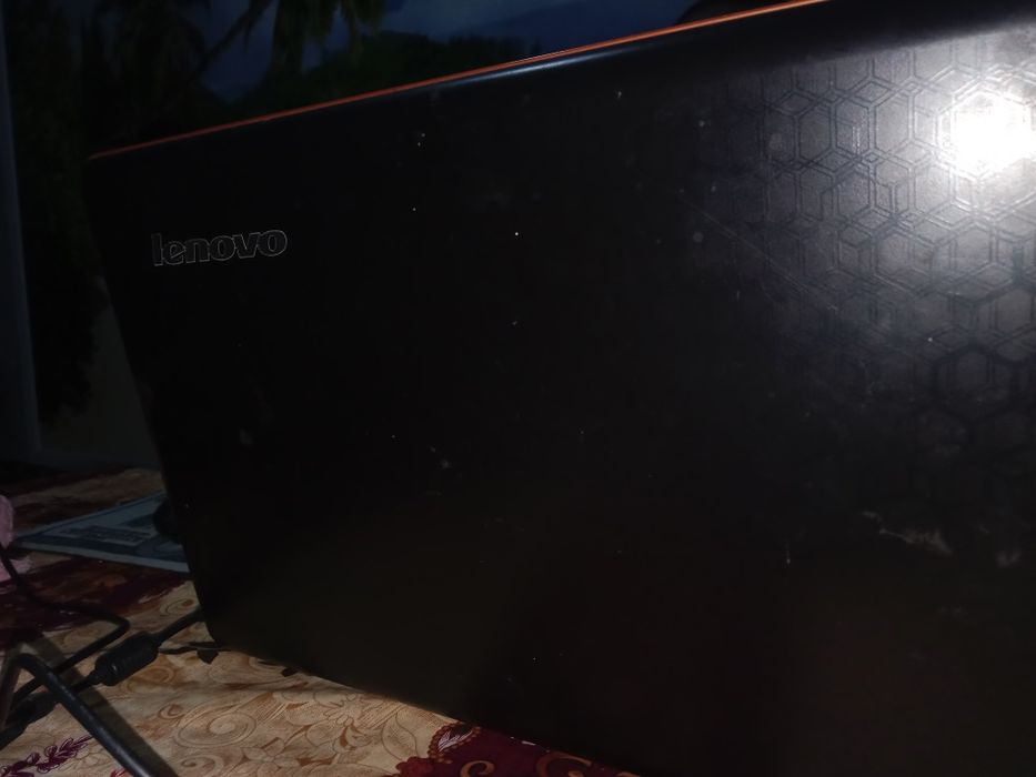 Noutbook lenovo xolati yahshi