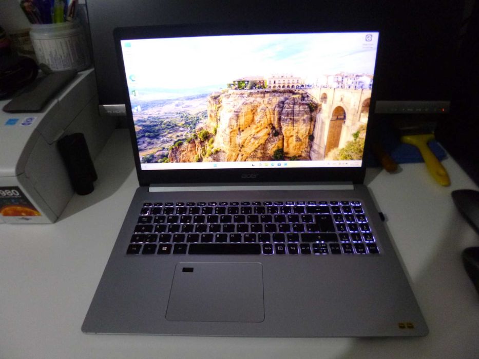 Laptop gaming Acer AMD Ryzen 5,full hd,ips