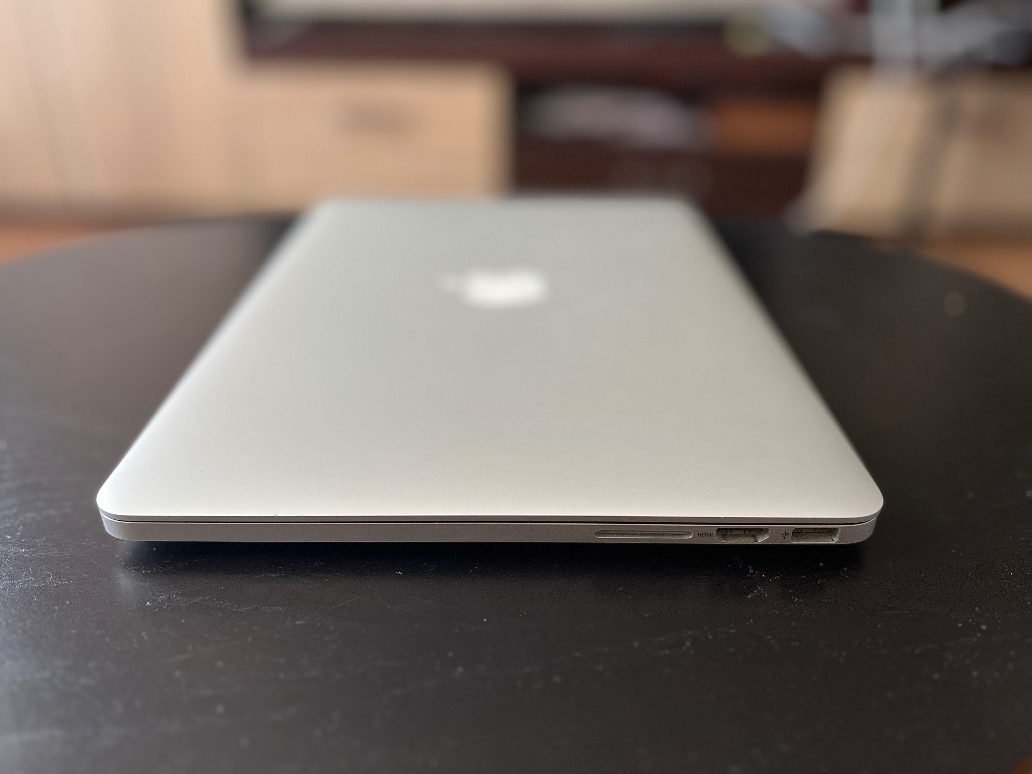 MacBook Pro 13" 2013 Retina 8GB RAM 128GB SSD - проблемна батерия