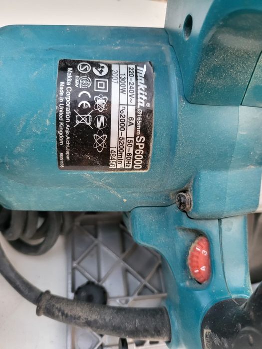 Fierăstrău circular Makita SP600