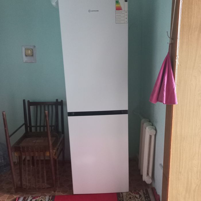 Холодильник двухкамерный