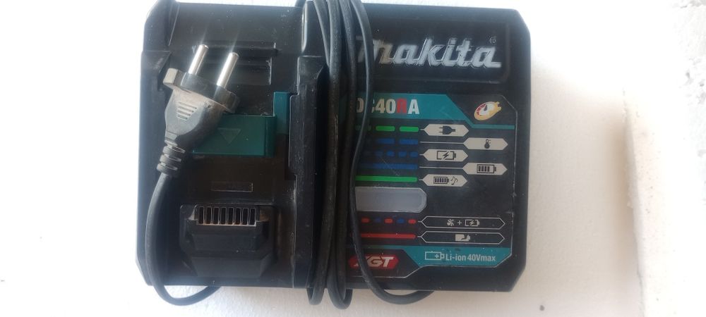 Makita 18v și 40v xgt