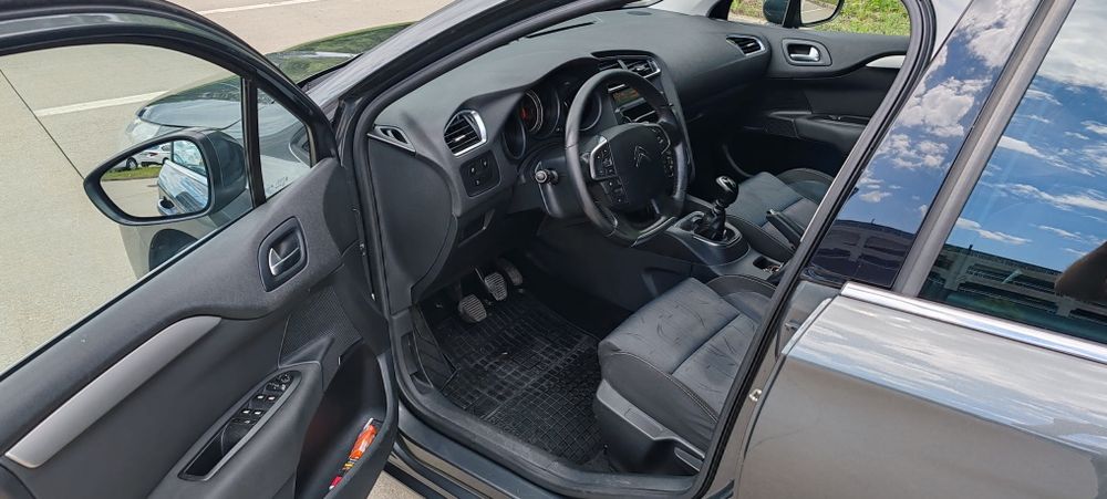 Citroen C4 03.2012 1.6hdi e5 115cp  270070km DPF Activ