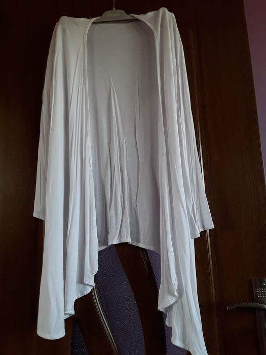 Vând Cardigan Damă Lung  in Colț Mărimea XL