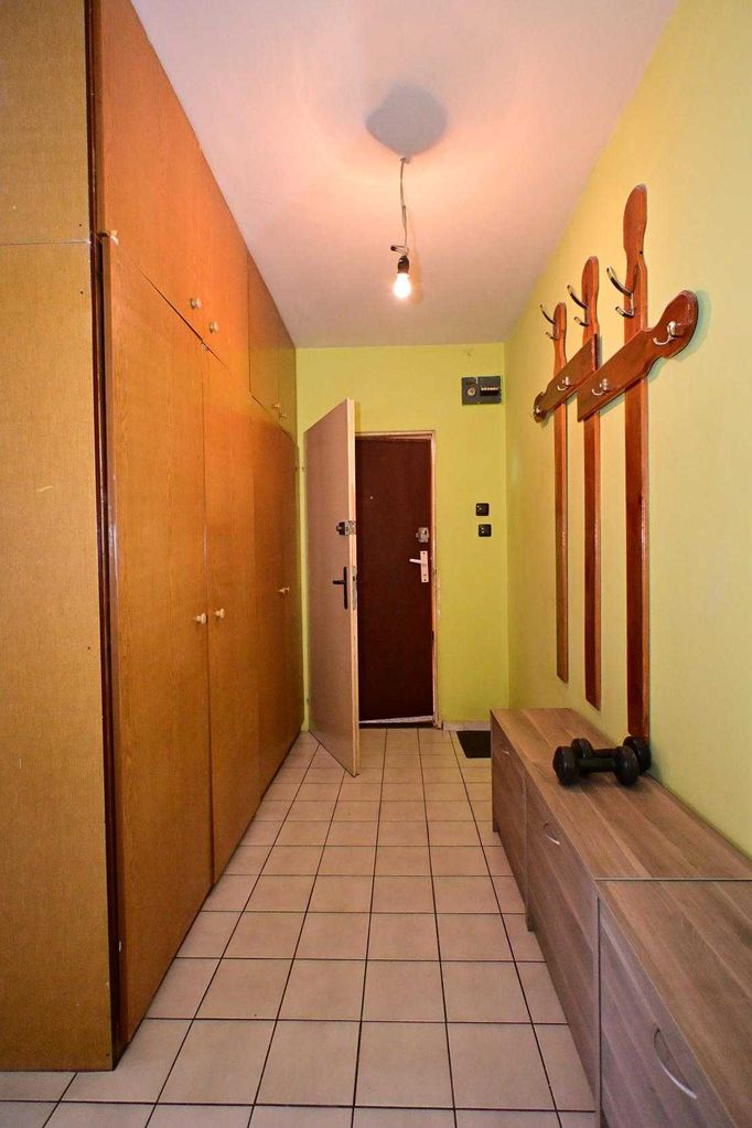 Продава се Двустаен апартамент в Перник, Изток - 66 кв.м за 1206 €/кв.м - Снимка #7