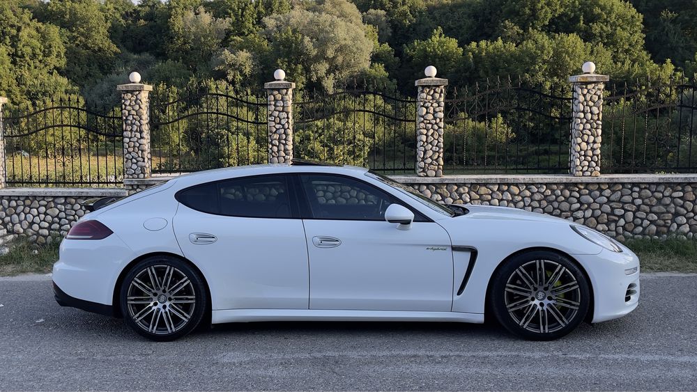 Porsche Panamera S e-hybrid