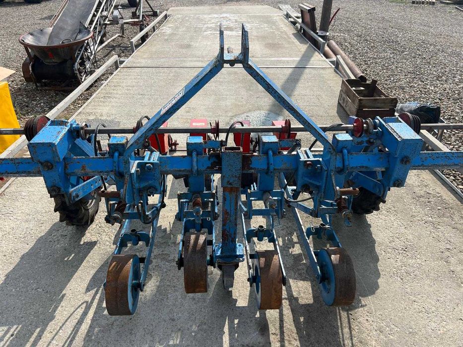 Semănătoare semințe mici (ceapă, morcovi) – 0,8-2 m