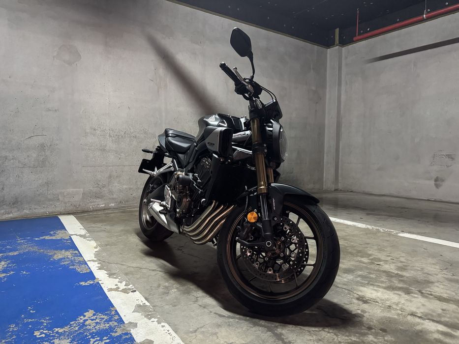 Honda CB650R E-Clutch