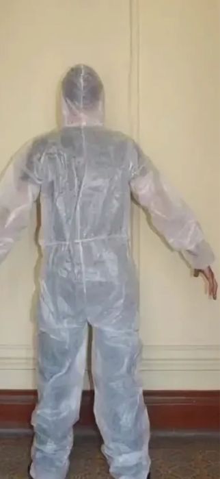 Ламинированные комбинезоны