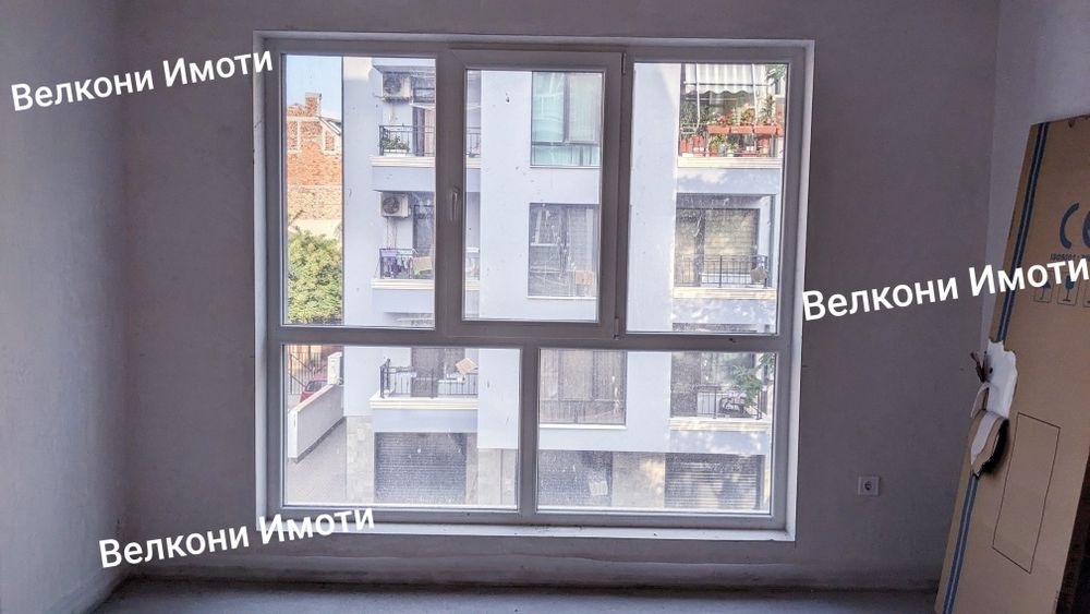 Продава се Тристаен апартамент в Пловдив, Сточна гара - 108 кв.м за 1500 €/кв.м - Снимка #4