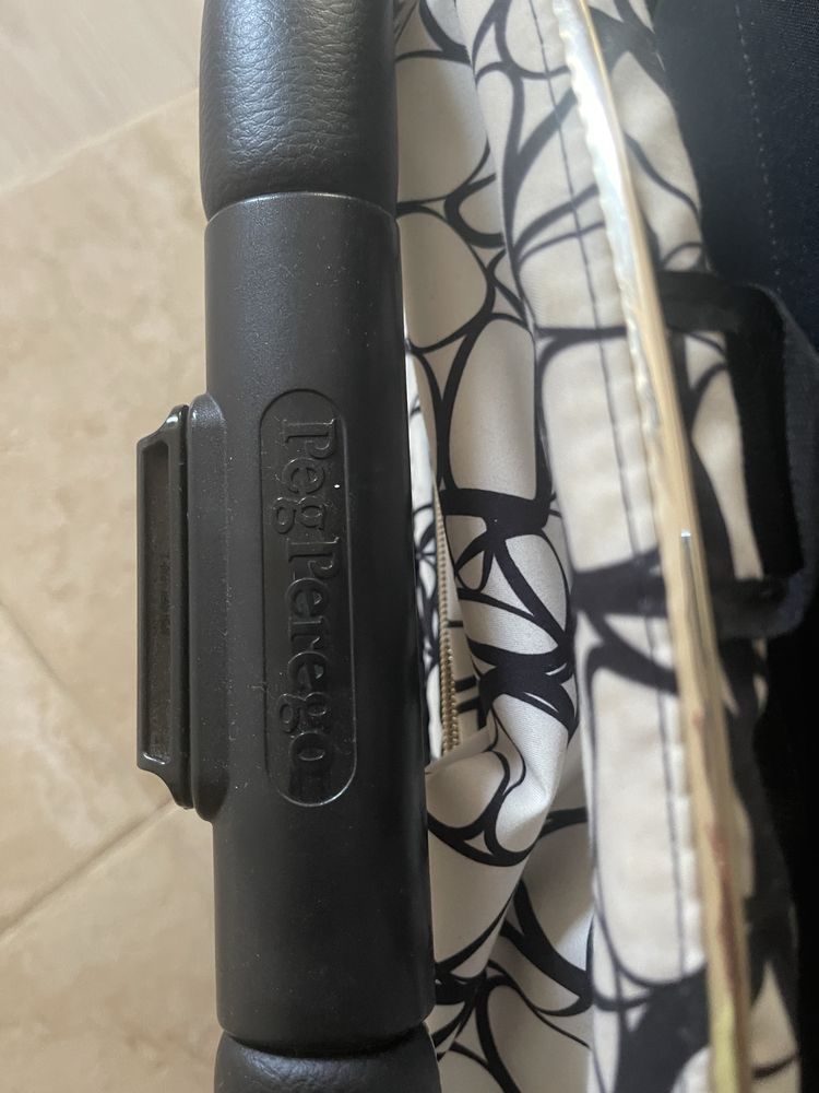 Продам коляску Pegperego