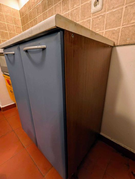 кухненски шкафове 50 см