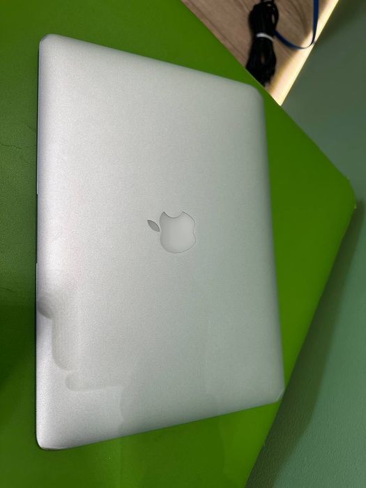 Macbook Air 13" A1466 EMC2632