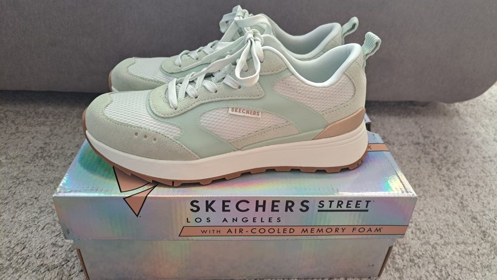 Skechers street Los Angeles