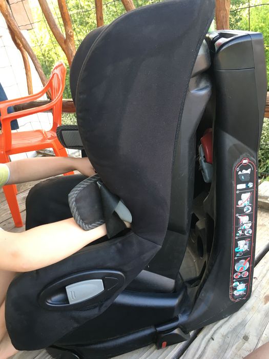 столче за кола Maxi Cosi, модел Axiss