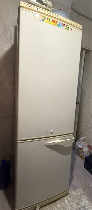 Продам холодильник