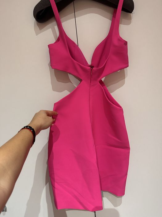 Нови рокли Zara Xs размер