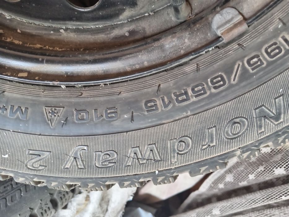 Продам баллоны на дисках