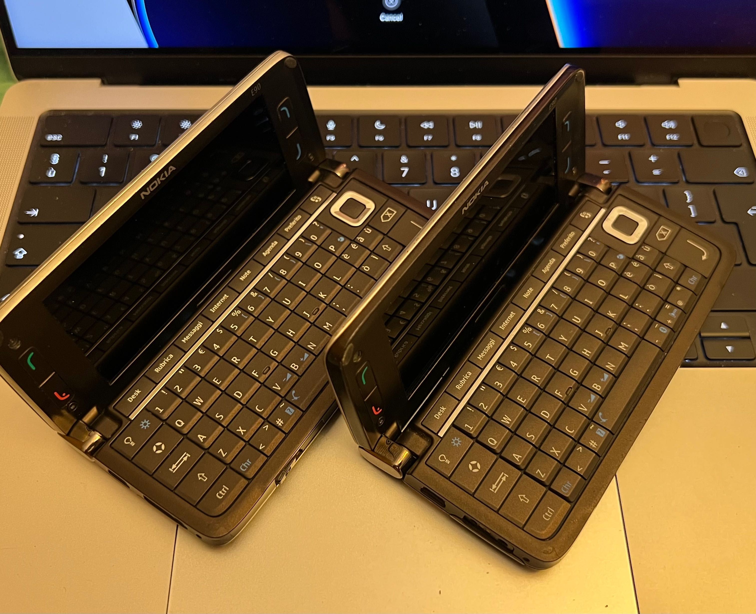 Telefon Nokia E90 Communicator RARITATE - colectie 9300 9500 9300i