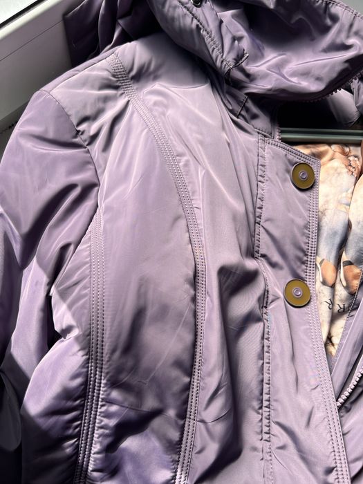 Продам новую куртку