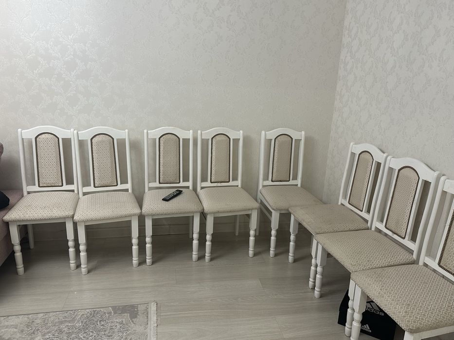Продаю стулья 12 шт