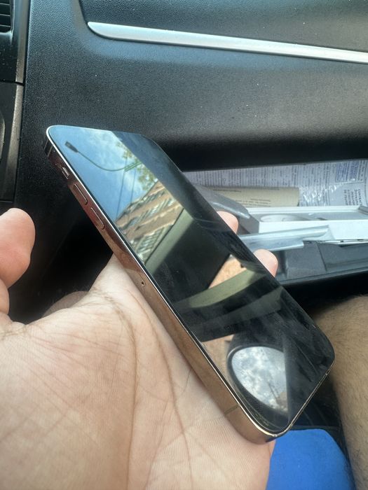 Vand urgent! iphone 14 pro max 128 GB