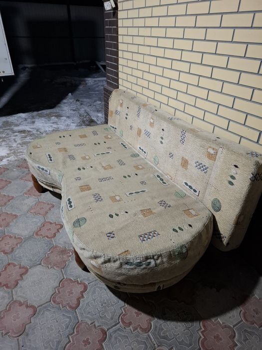 Диван хорошо состояние