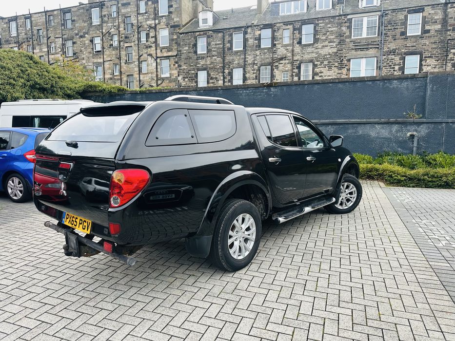 Vand Mitsubishi L200 2.5 DI-D Challenger  2016  2.5 DI-D 178 CP