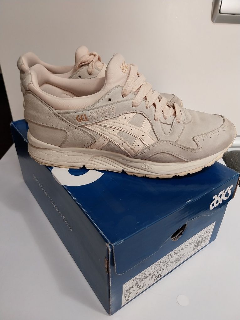 Асикс Asics маратонки