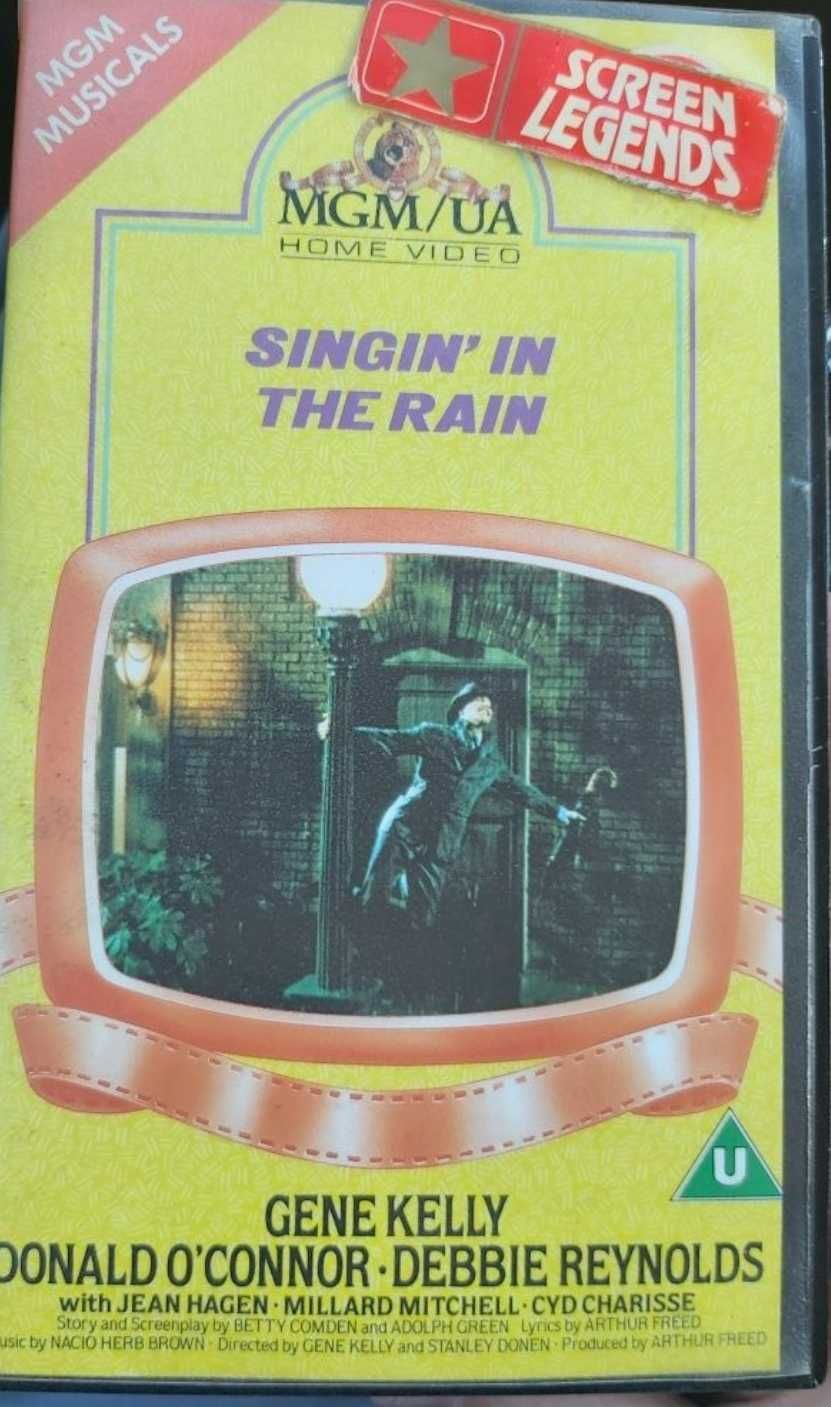 Caseta video VHS originala MGM cu musical " Singin' in the rain " 1952