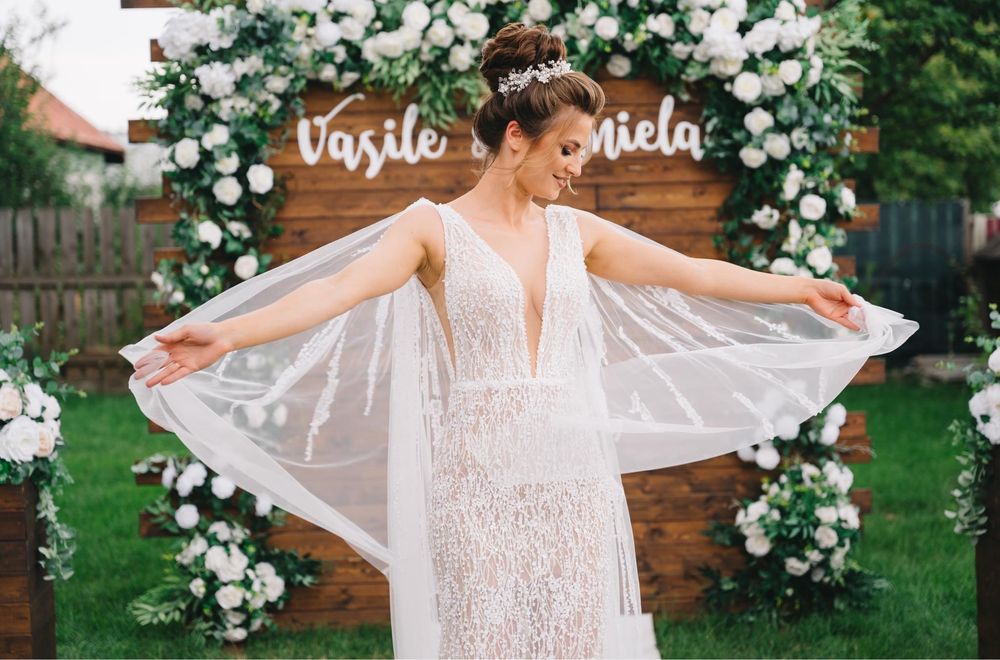 Vand rochie de mireasa