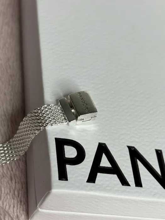 Гривна Пандора|Pandora