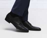 Pantofi derby 44 44.5 lucrati manual Hugo Boss piele naturala embo la