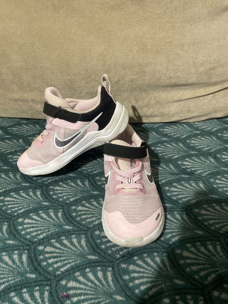 Nike  marimea 27