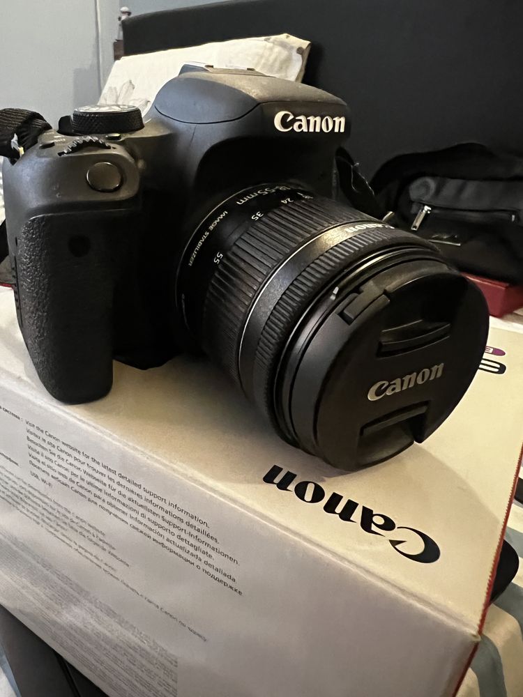 Canon EOS 800D 18-55