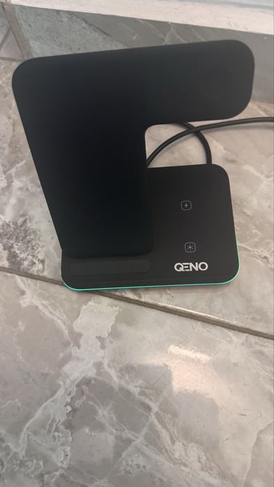 încărcător wireless 3-în-1 marca QENO