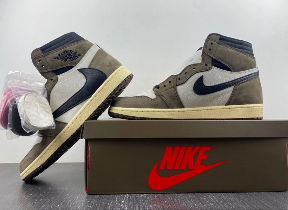 Adidasi Jordan 1 Travis Scott Retro OG Mocha
