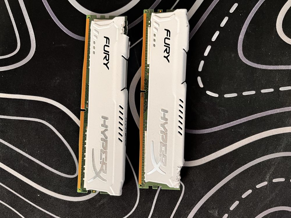 Kingston 16-x2 8gb ddr-4