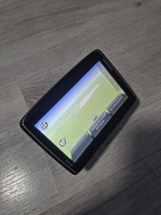 GPS TomTom GoLive 825