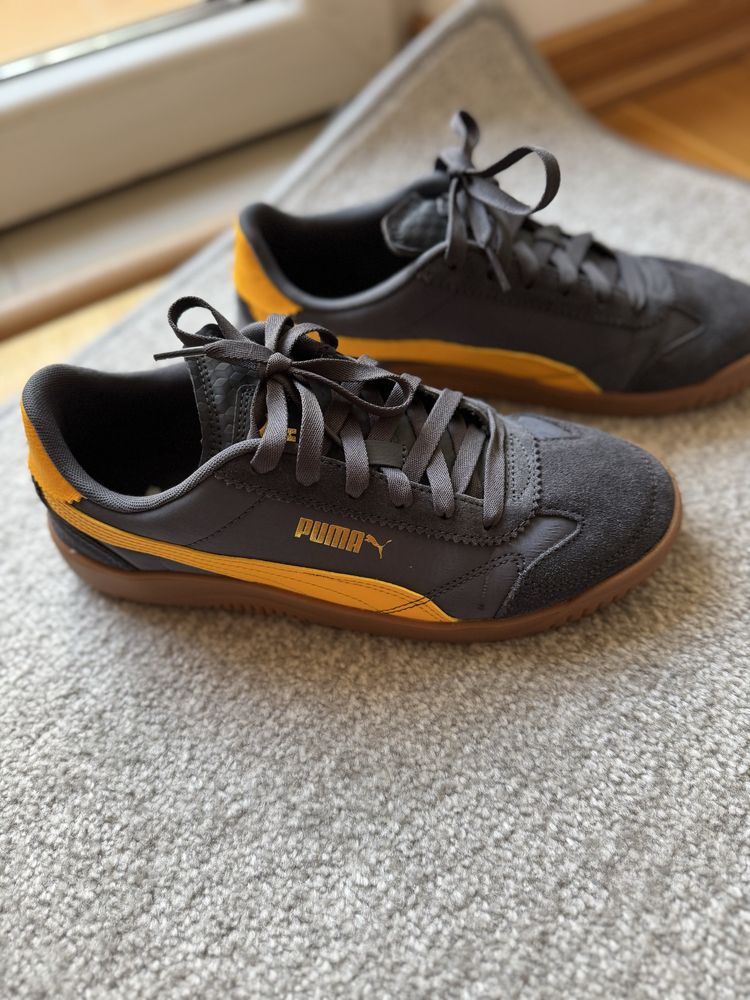 Спортни обувки Puma Club 5v5 Lux