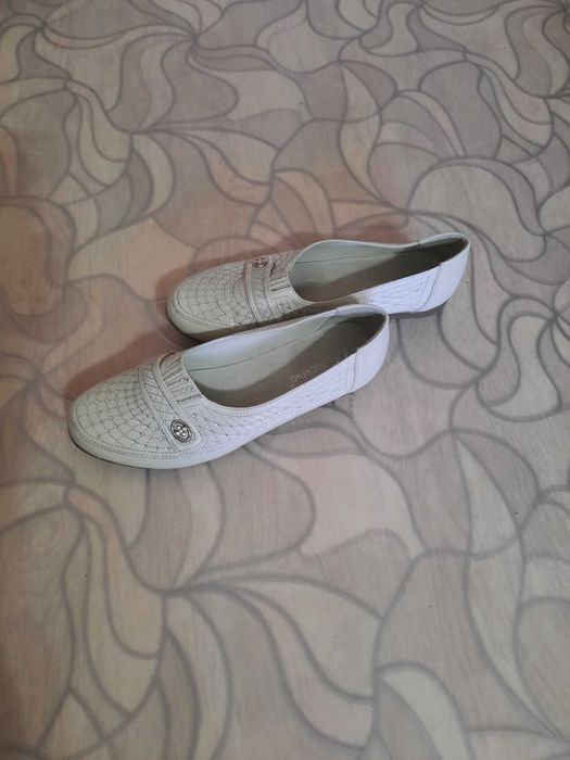 Продам женскую обувь в идеальном состоянии