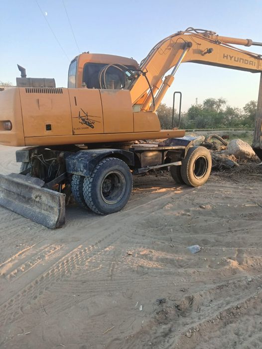 Ekskavator Hundai 1300