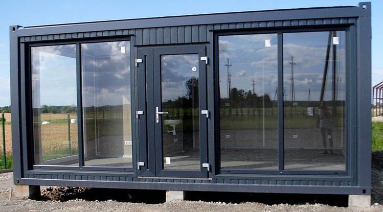 Container tip birou premium pentru receptie sticla pe toata fatada