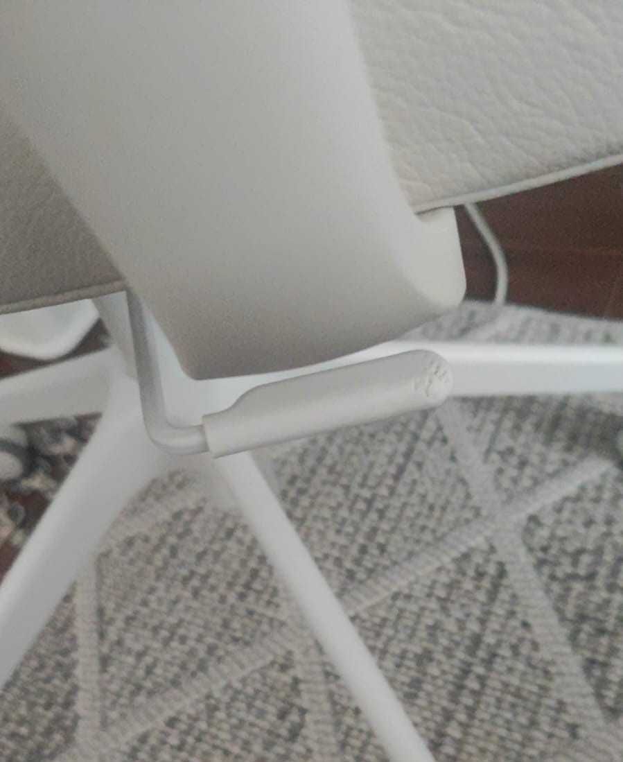 Scaun birou IKEA JÄRVFJÄLLET alb