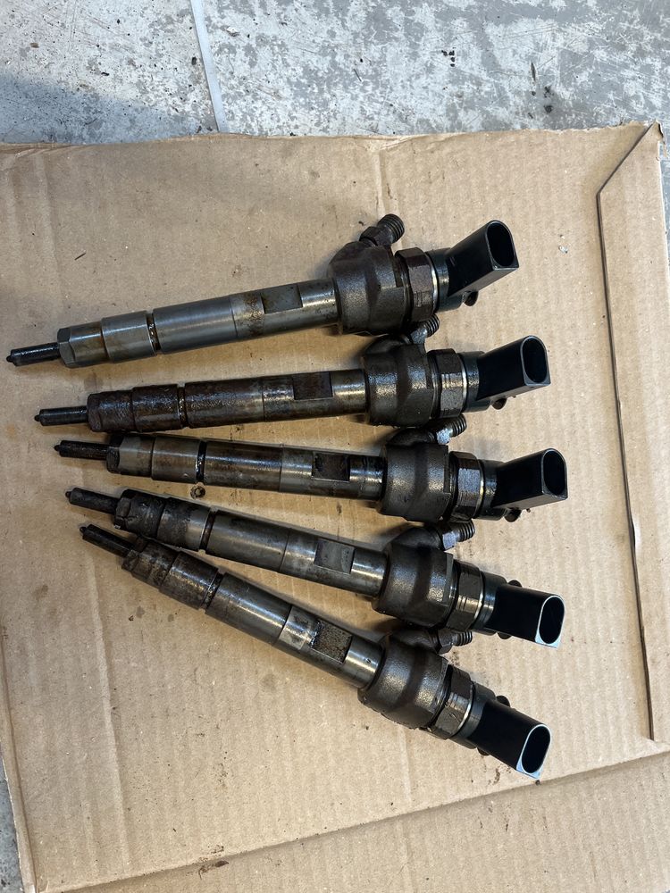 Injector/Injectoare BMW X1 E85 2.0 N47D20A COD: 0445110289